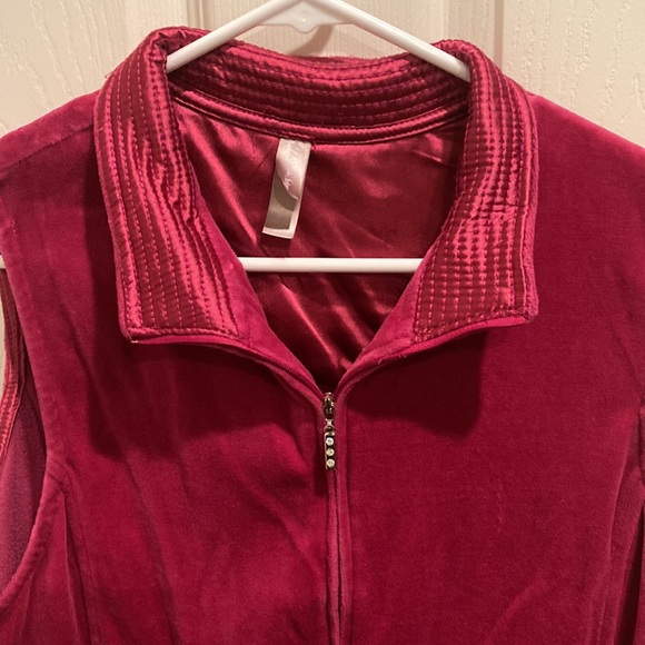 Hot Punk Velour Vest - Picture 2 of 6